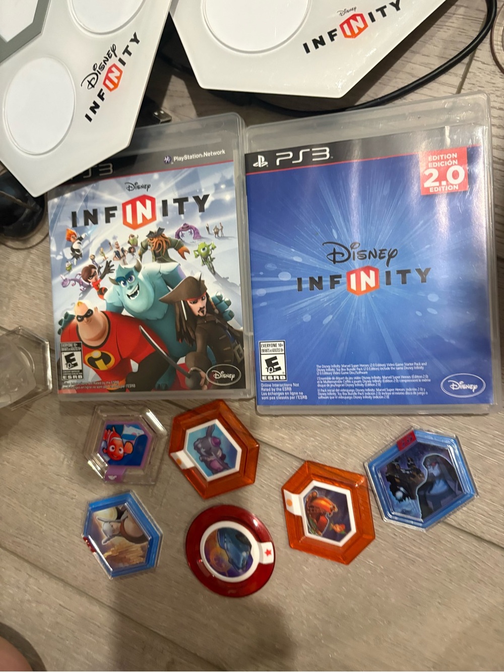 PS3 Disney Infinity Bundle - Picture 3 of 6